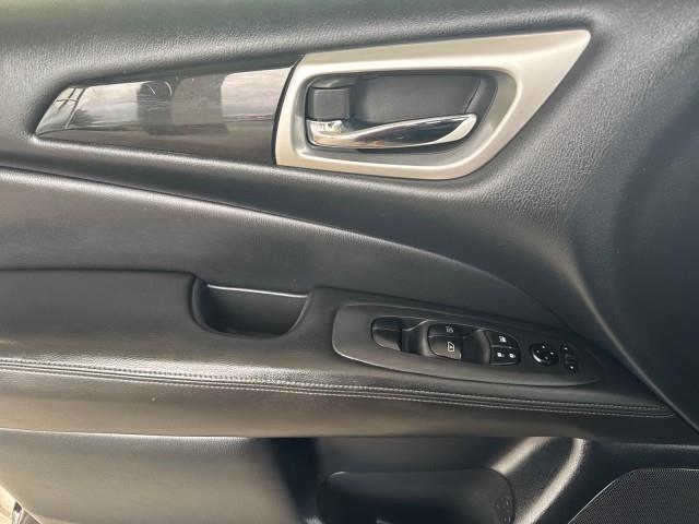 Nissan Pathfinder FWD SV 2020