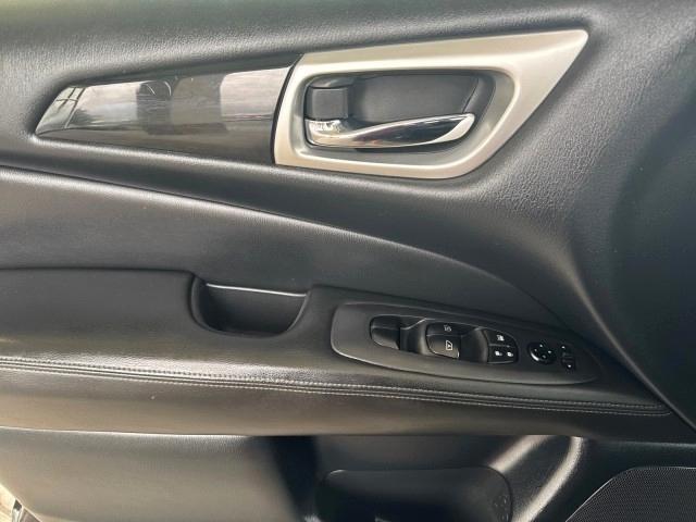 Nissan Pathfinder FWD SV 2020