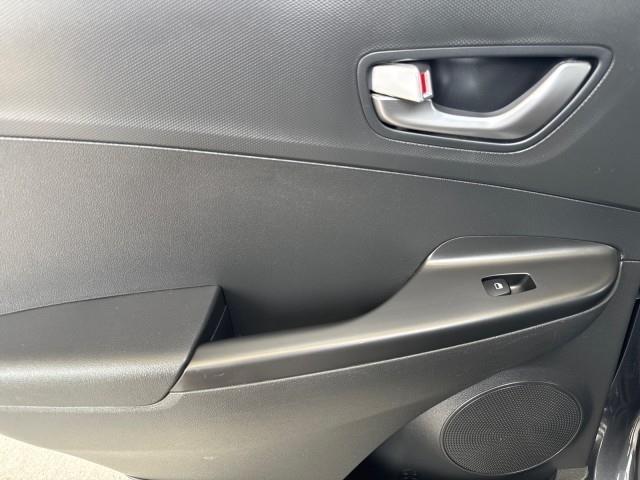 Hyundai Kona SEL Auto AWD 2022