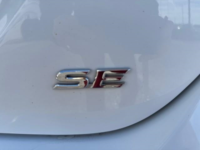 Toyota Camry SE Auto (Natl) 2024