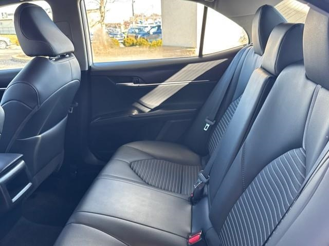 Toyota Camry SE Auto (Natl) 2024