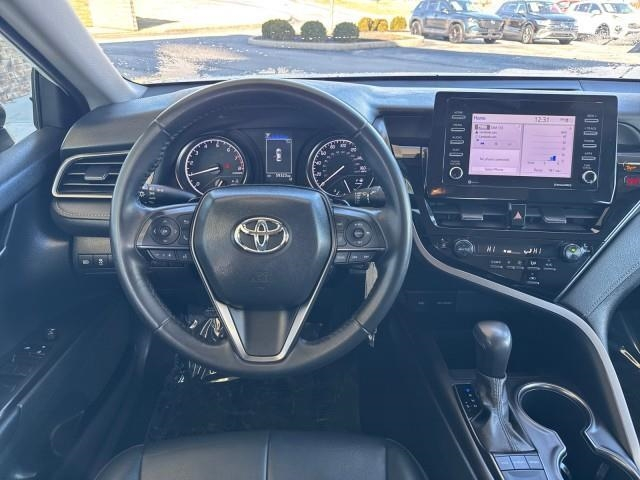 Toyota Camry SE Auto (Natl) 2024