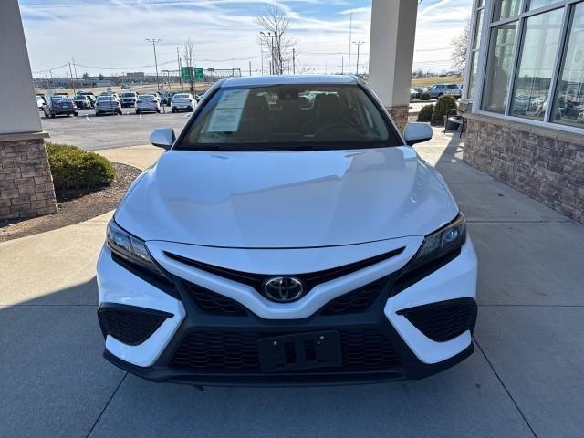 Toyota Camry SE Auto (Natl) 2024