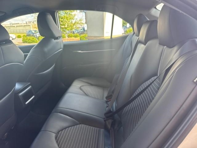 Toyota Camry SE Auto (Natl) 2024