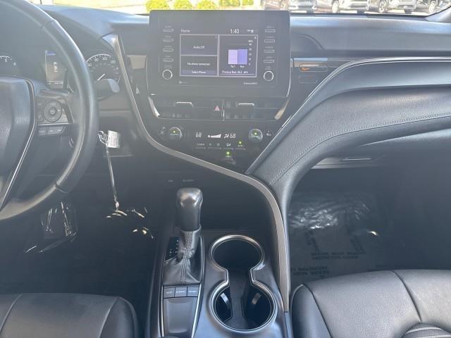 Toyota Camry SE Auto (Natl) 2024