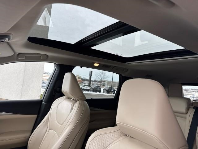 Infiniti QX60 LUXE AWD 2023