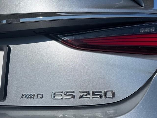 Lexus ES ES 250 AWD 2023