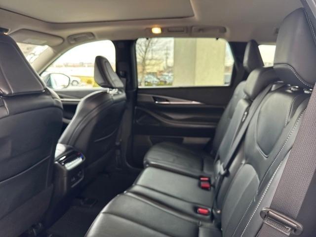 Infiniti QX60 LUXE AWD 2023