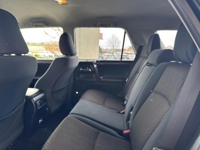 Toyota 4Runner TRD Off Road 4WD (Natl) 2024