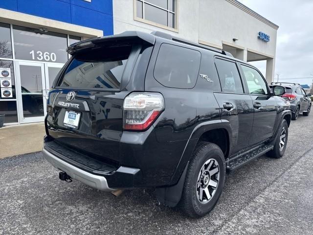 Toyota 4Runner TRD Off Road 4WD (Natl) 2024