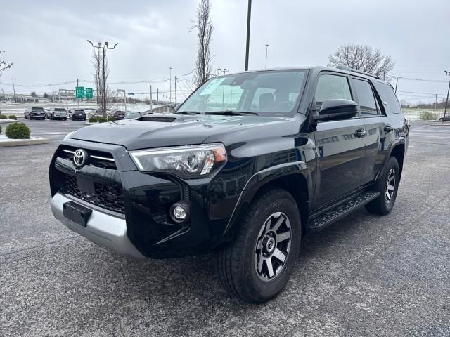 Toyota 4Runner TRD Off Road 4WD (Natl) 2024