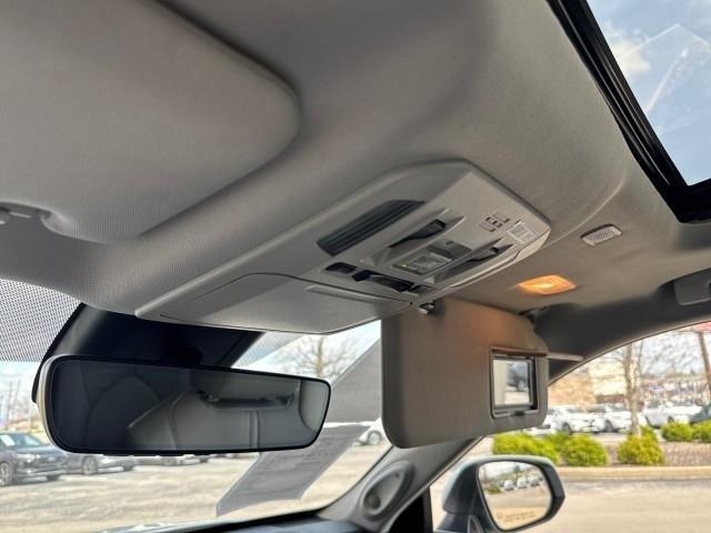 Toyota Highlander Platinum AWD (Natl) 2023