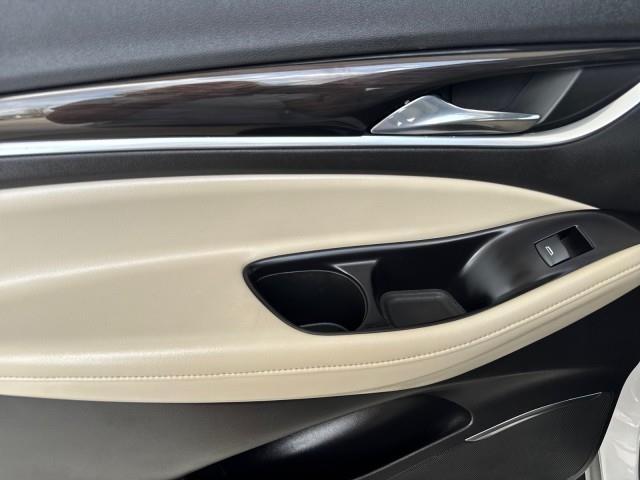 Buick Enclave FWD 4dr Essence 2018