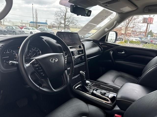 Infiniti QX80 LUXE AWD 2024