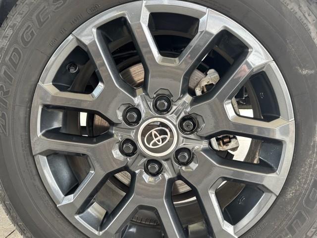 Toyota Tundra 4WD Platinum CrewMax 5.5' Bed (Natl) 2024