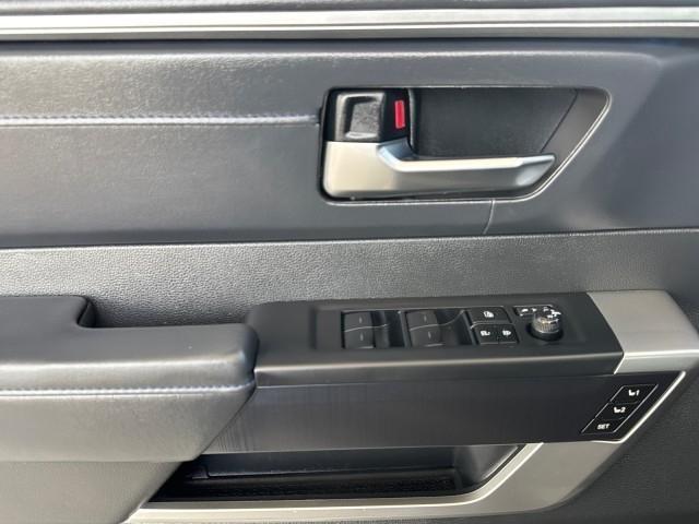 Toyota Tundra 4WD Platinum CrewMax 5.5' Bed (Natl) 2024