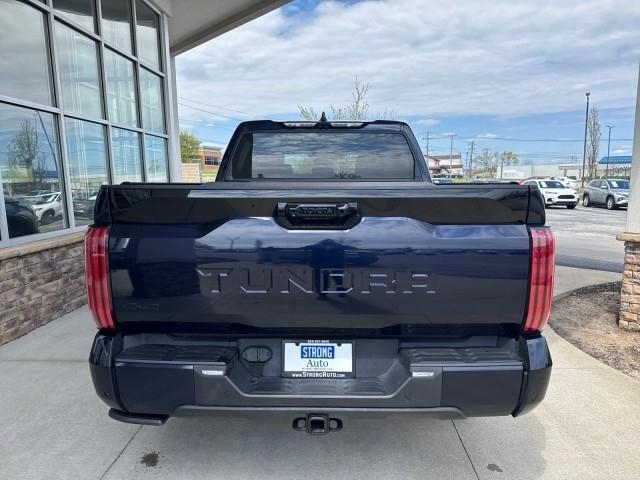 Toyota Tundra 4WD Platinum CrewMax 5.5' Bed (Natl) 2024