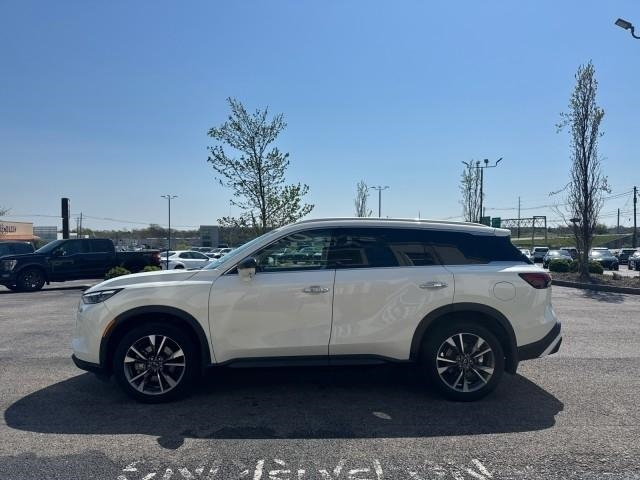 Infiniti QX60 LUXE AWD 2023