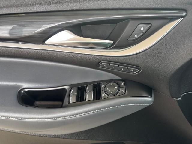 Buick Enclave AWD 4dr Premium 2024