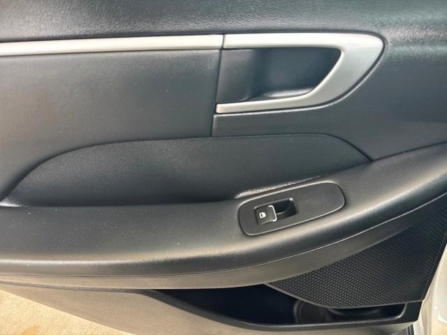 Hyundai Sonata SEL FWD 2025