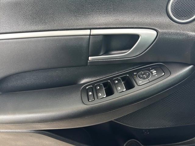 Hyundai Sonata SEL FWD 2025