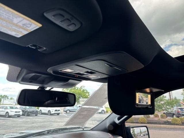 Ford F-150 Lariat 4WD SuperCrew 5.5' Box 2023