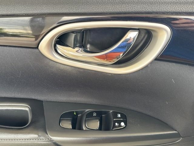 Nissan Sentra 4dr Sdn I4 CVT SV 2016