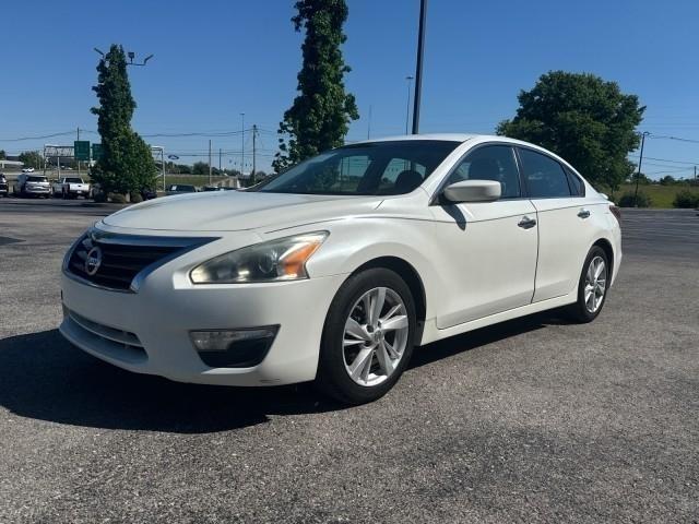 Nissan Altima 4dr Sdn I4 2.5 SV 2013