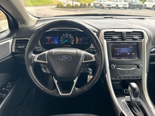 Ford Fusion 4dr Sdn SE FWD 2013