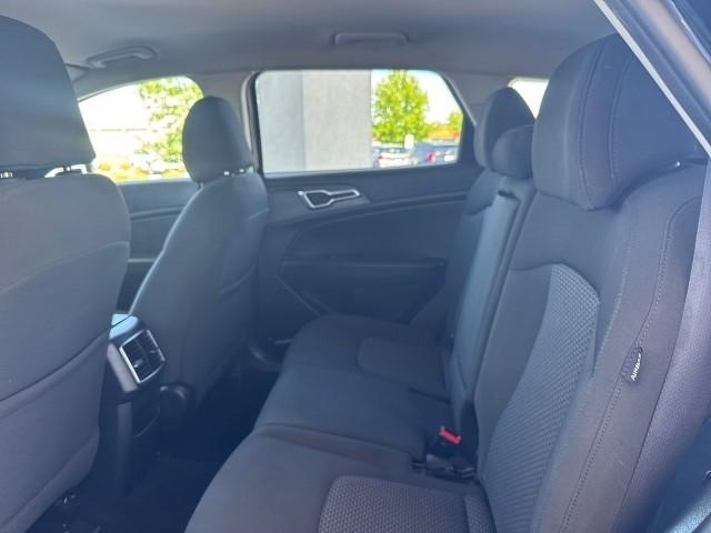 Kia Sportage LX FWD 2025