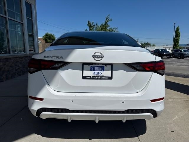 Nissan Sentra S CVT 2024