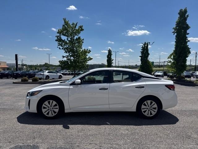 Nissan Sentra S CVT 2024