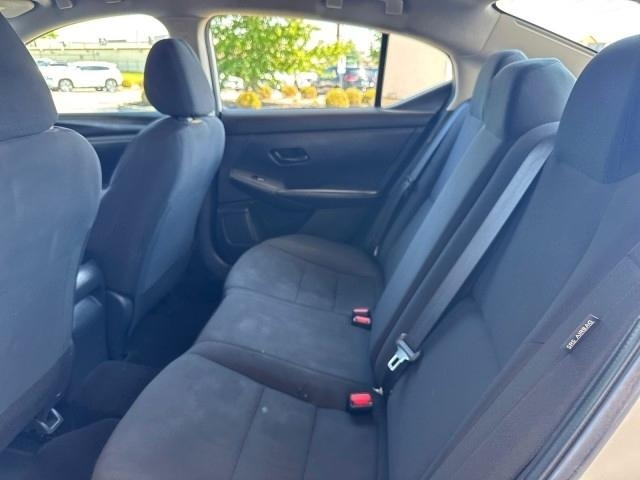Nissan Sentra S CVT 2024