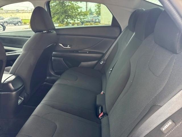 Hyundai Elantra SE IVT 2024