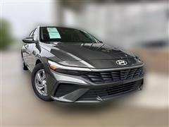 2024 Hyundai Elantra 