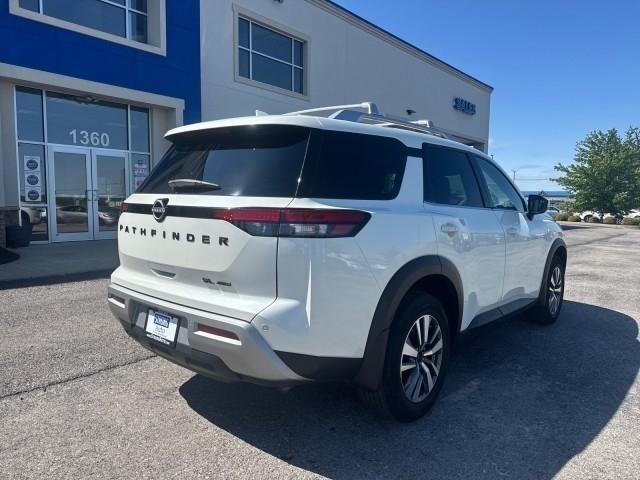 Nissan Pathfinder SL 4WD 2023