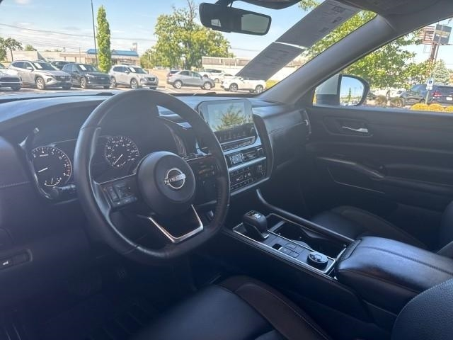 Nissan Pathfinder SL 4WD 2023