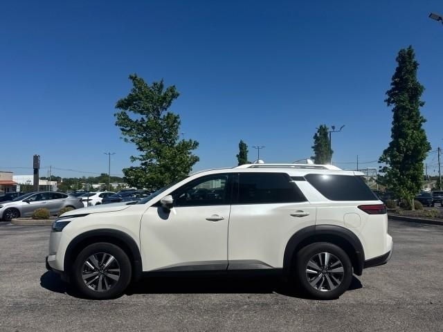 Nissan Pathfinder SL 4WD 2023