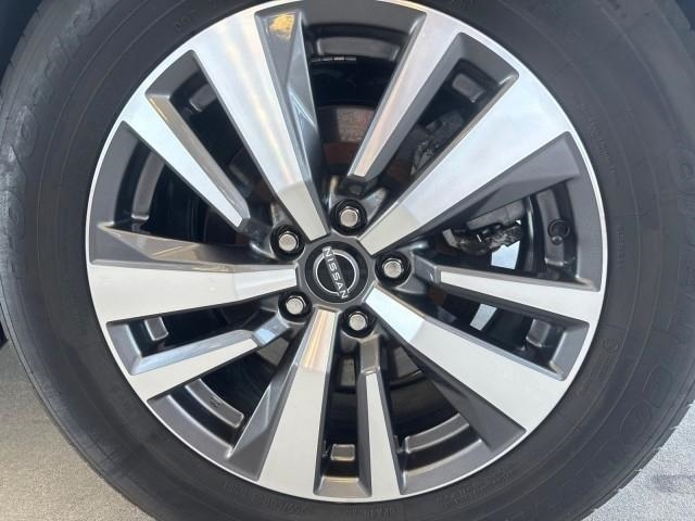 Nissan Pathfinder SL 4WD 2023