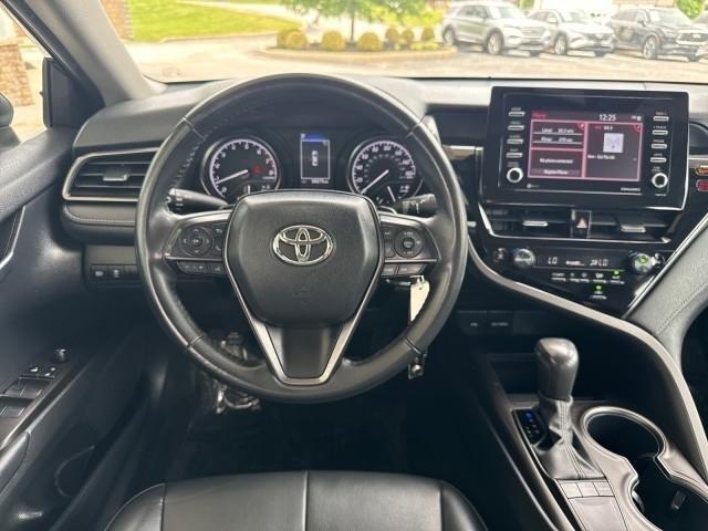 Toyota Camry SE Auto (Natl) 2024