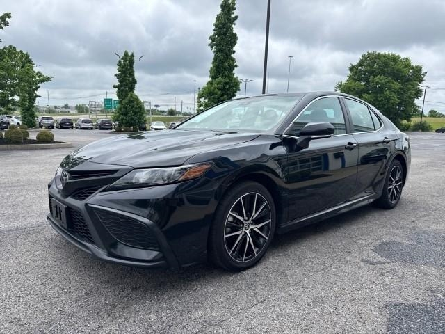 Toyota Camry SE Auto (Natl) 2024