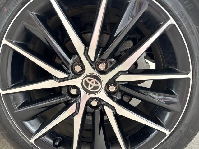 Toyota Camry SE Auto (Natl) 2024