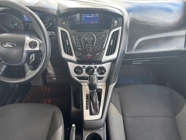 Ford Focus 5dr HB SE 2013