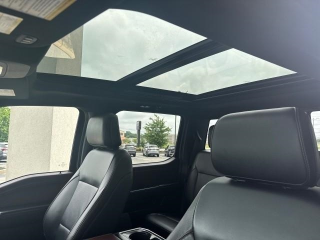 Ford F-150 Lariat 4WD SuperCrew 5.5' Box 2023