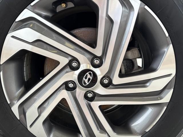 Hyundai Santa Fe SE FWD 2023