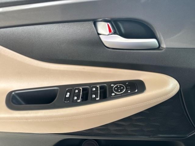 Hyundai Santa Fe SE FWD 2023