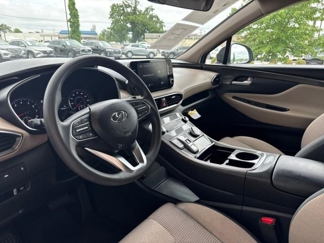 Hyundai Santa Fe SE FWD 2023