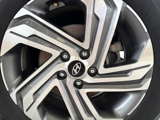 Hyundai Santa Fe SE FWD 2023