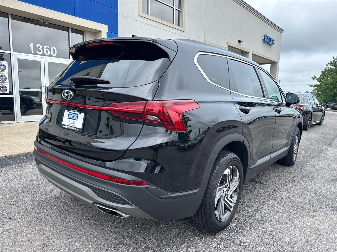 Hyundai Santa Fe SE FWD 2023