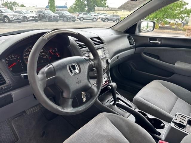 Honda Accord Sdn LX AT 2005